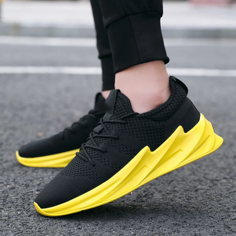 

Breathable Sneakers Men Outdoor Running shoes Casual Shoes Summer Fashion Zapatos De Hombre Trainers Flat Sport Shoes