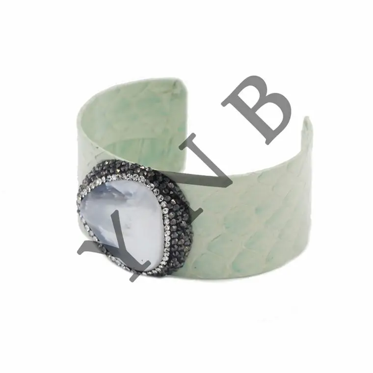 YNB Винтаж змеиная 40 мм манжета браслет с природой воды жемчуг модные унисекс ювелирные изделия женские браслеты зеленый черный