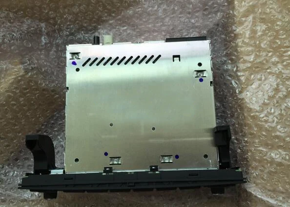 

Original RADIO PROFESSIONAL CD PLAYER FOR BMW 6512 9343207-01 BMWW6512 9302155-01 E6 COMBOX BMWRCD213-22