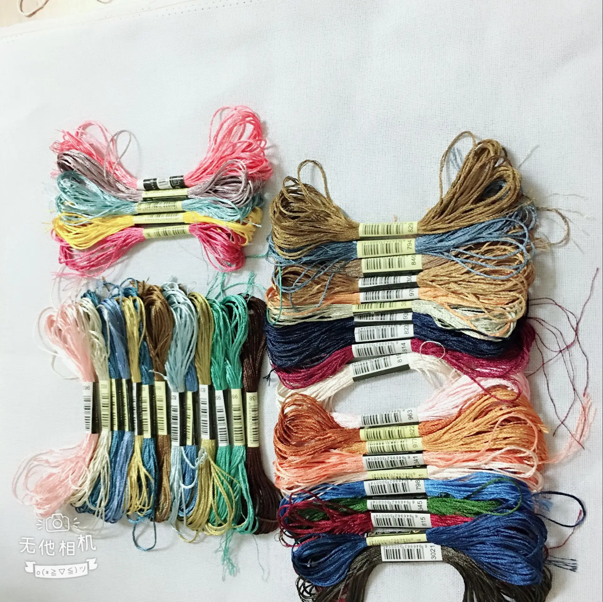 oneroom High Quality 30/50/100 skeins silk embroidery  embroidery thread Silk Floss Handmade Embroidery Woven Jewelry Threads