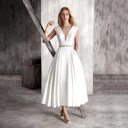 Wedding Dress White Sexy Deep V-neck Backless Wedding Dresses Plus Size Ruched Sleeveless Crystal Vestido De Novia 2019 E670 Wedding Dress White Sexy Deep V-neck Backless Wedding Dresses Plus Size Ruched Sleeveless Crystal Vestido De Novia 2019 E670