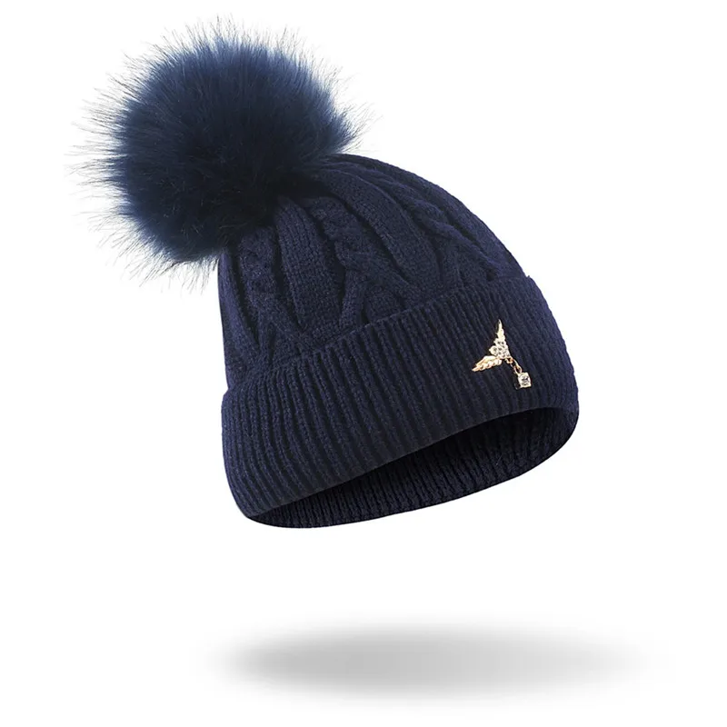 pom pom hat (16)