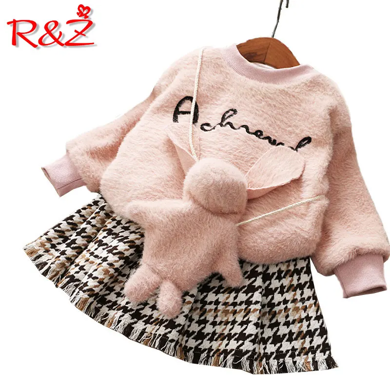

Children's clothing Han Fan letters embroidered two suit children suit wholesale of the girls Send 19785 rabbit bag