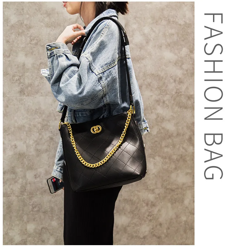 5823 Schulter Original Ab Schwarzes Design Alavchnva Damen Rautenförmigen Wilden Leder Einzel Umhängetasche Mode Neue Kette OYxdBqA