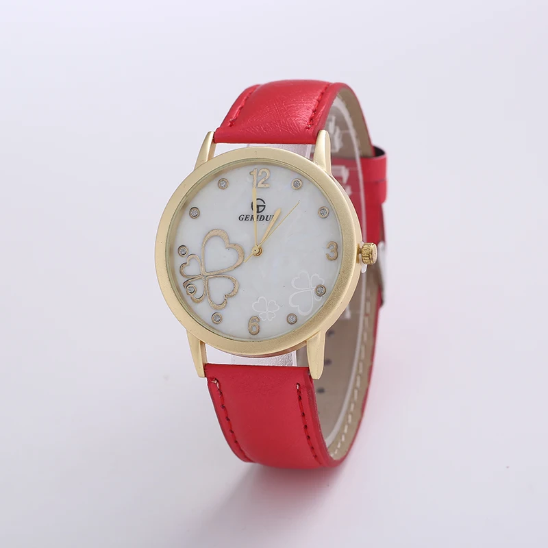 

Heart Watches Luxury Dress Clock Female Brand Ladies Watch Diamond Analog Leather Band Quartz Wrist Watch Women Relogio Feminino