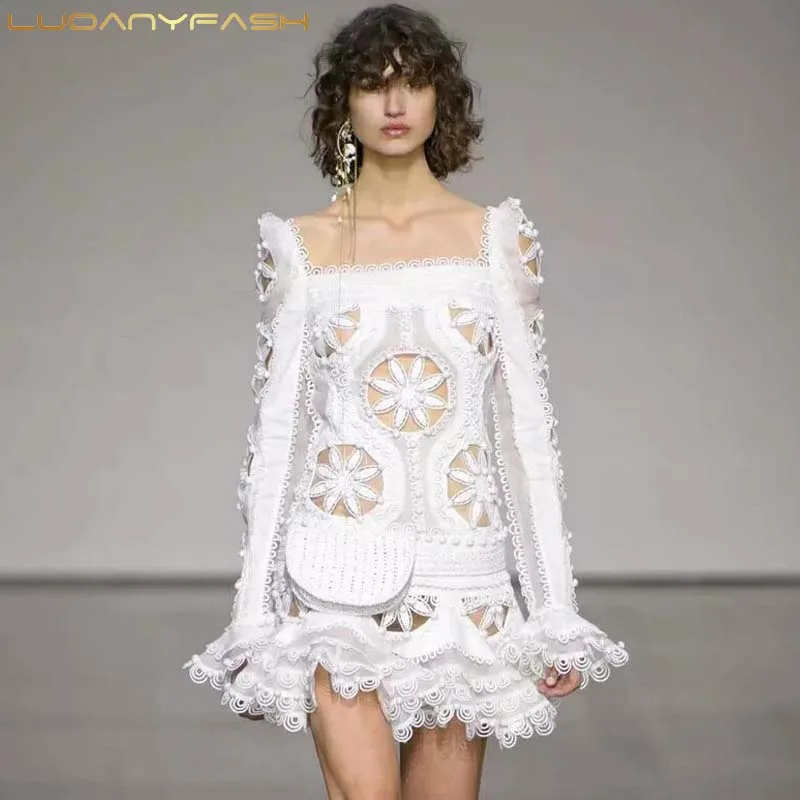 Acheter Luoanyfash Dentelle Floral Robe Évider Slash Cou Flare Manches Drapée Mini Sirène Robes Grande Taille Printemps Mode Nouveau Vêtement