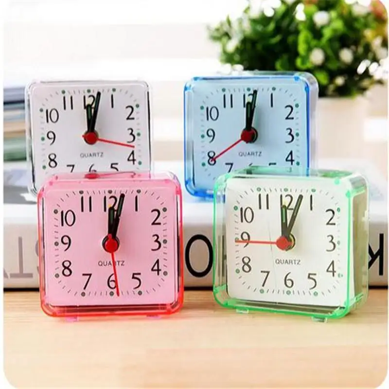 High Quality Vintage Square Trip Bed Compact Travel Desktop Alarm Clock Outdoor Table Creative Gift