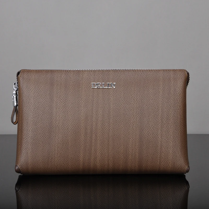 delin 335 a high-capacity cowhide man with a purse, a zipper, a khaki, a fashion, a fashion man a passionate man