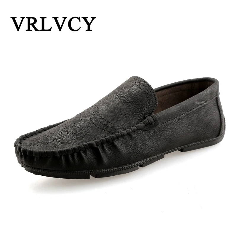 

Brand Fashion Soft Light and fashionable Breathable Men Flats Shoes Slip-on Men Loafers Black Trendy wild