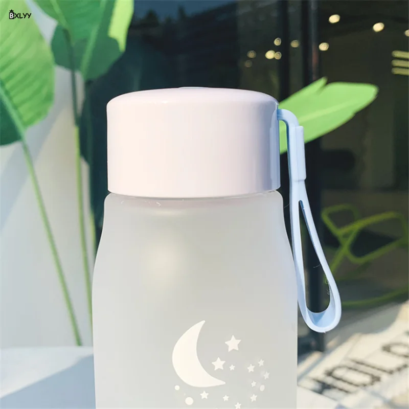 BXLYY Горячая 560 мл креативный цвет лося пространство пластиковая бутылка для воды милая пара Мода воды+ бутылки портативный герметичный Cup.8z