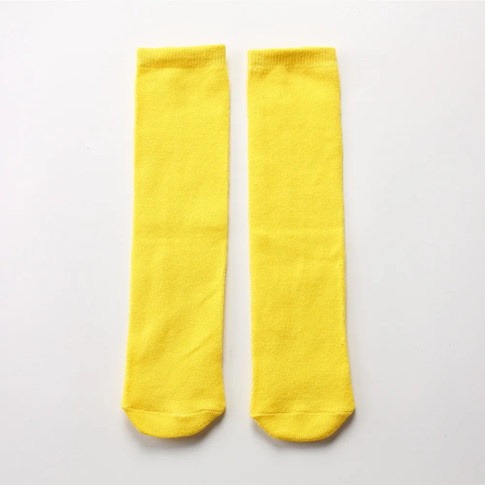 Японский стиль Харадзюку; Осенняя уличная одежда для мамы и ребенка; хлопковые носки; Модные женские и детские однотонные яркие милые носки - Цвет: yellow