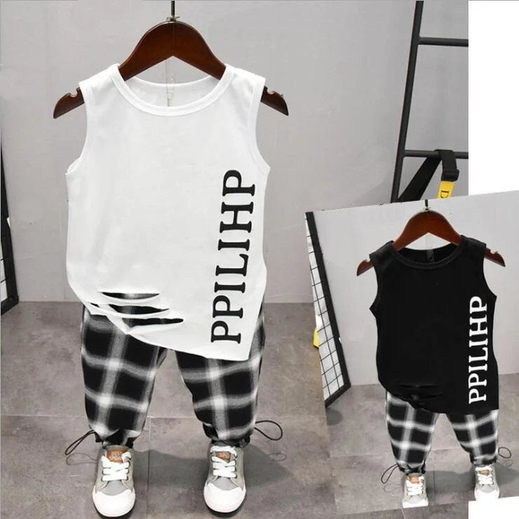 

Summer Cute letter 2PCS Kids Baby Boys Vest Top Pants Set Clothes Children Fashion Clothing Sets 2-6years