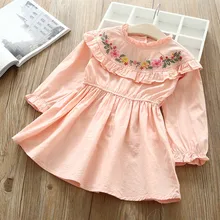 Hurave/Новинка г.; платье с вышивкой; одежда для детей с длинными рукавами; Повседневная хлопковая одежда с оборками для маленьких девочек; джинсовые милые вечерние платья