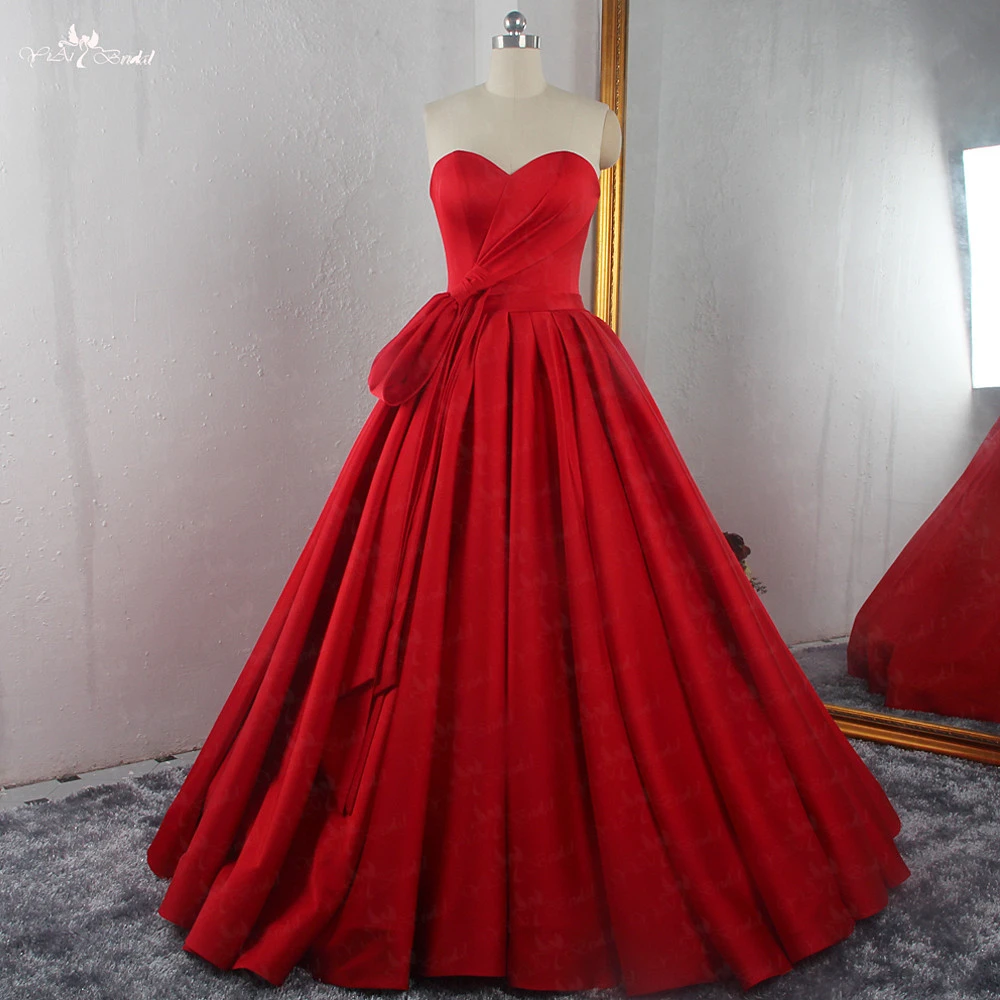 red dress pleated skirt