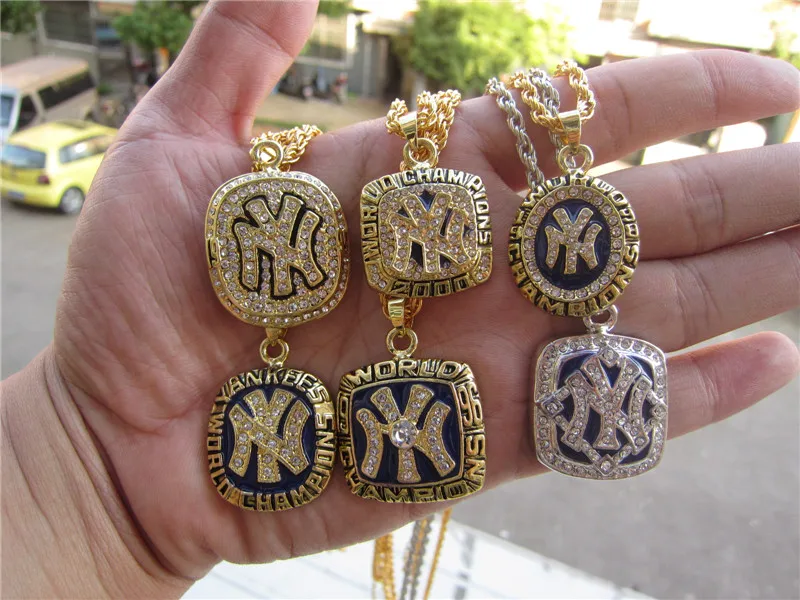 New York Yankees Diamond Pendant 2025 - Main Image