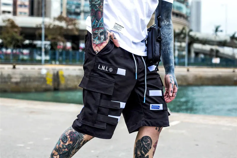 Multi Pockets Cargo Baggy Shorts 1