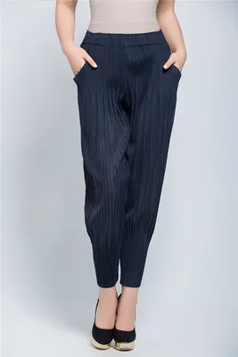 Бесплатная доставка Miyake раза эластичные узкие брюки показать тонкий большой ярдов штаны-шаровары в наличии