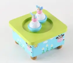 Бесплатная доставка красочный пазл деревянная игрушка подарок для малышей вращающийся животных Music Box