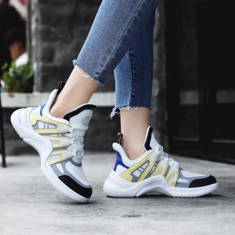 Brand Breathable Mesh Women Sneakers High Increasing Vulcanize Shoes Woman Running Shoes Nonslip Light Luxury Walking Shoes