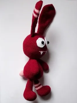 

crochet armigurumi rattle toy hare model number 8126
