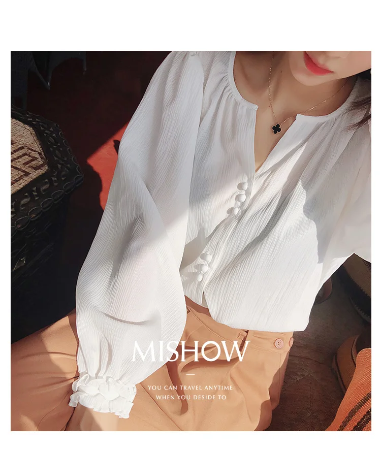 Mishow Шикарная сексуальная романтическая блузка с V-образным вырезом и рукавами- фанариком Повседневный стиль Новая коллекция Материал полиэстер