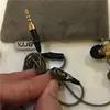 Earphones & Headphones