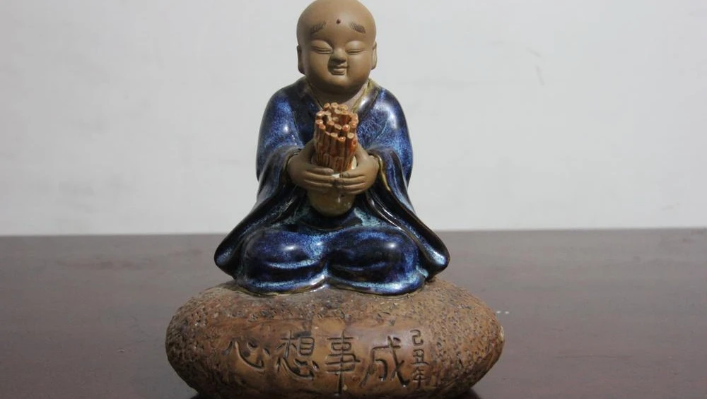 

China Folk Buddhism pottery porcelain Little Monk Scriptures Sincere Pray Statue
