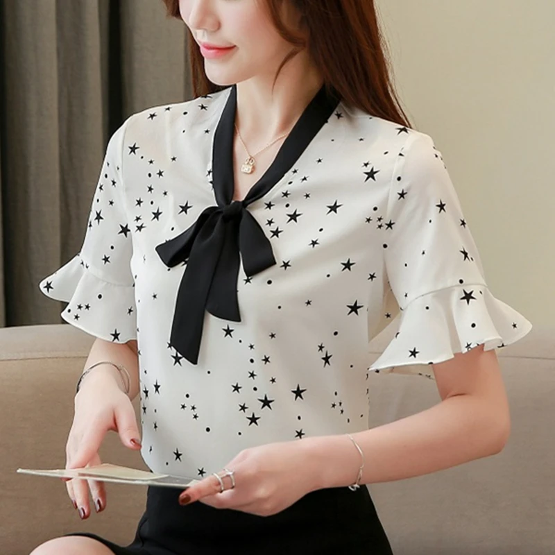 

Korean Fashion Chiffon Women Blouses V-Neck Flare Sleeve White Women Shirts Ladies Tops Plus Size Blusas Femininas Elegante
