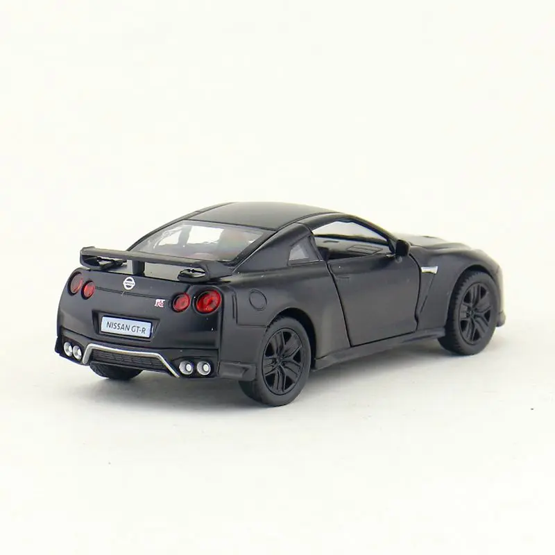 GT-R  (5)