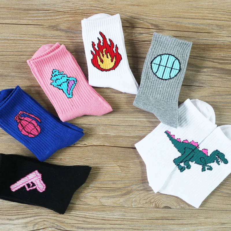 2018 new style 80% Cotton Patterned Design Flame Bomb Baseball Harajuku Cool Fashion Socks Hip Hop Socks for Men Women Unisex