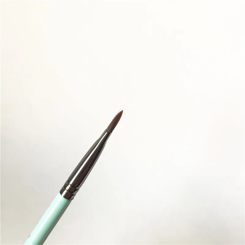 Lydia T-Series T-9 Lip Liner Brush _ 2