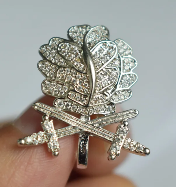 WWII GERMAN WH OAK LEAF SWORDS DIAMONDS KNIGHTS IRON CROSS SILVER 33913