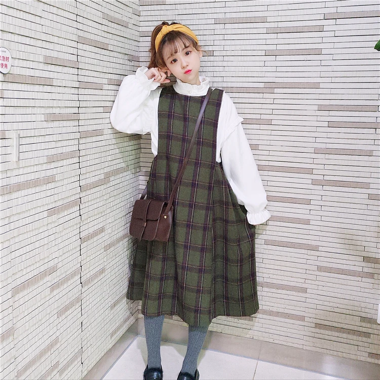 

Japanese Mori Girl Autumn Winter Women Long Sundress Oversized Plaid Vintage Sleeveless Vestidos Elegant Woolen Midi Tank Dress