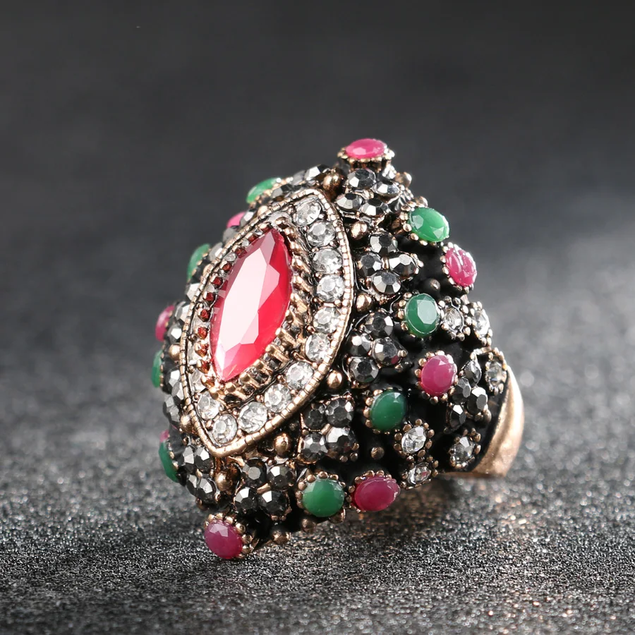 

Hot Luxury Vintage Rings For Women Dubai Fashion Cystal Eyes Sculpture Red Resin Turkey Jewelry Ancient Gold Finger Ring Anel