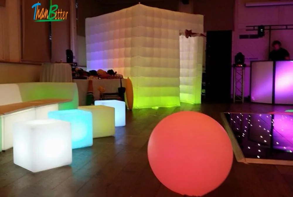 02 camera-machine-enclosure-inflatable-portable-photo-booth (5)