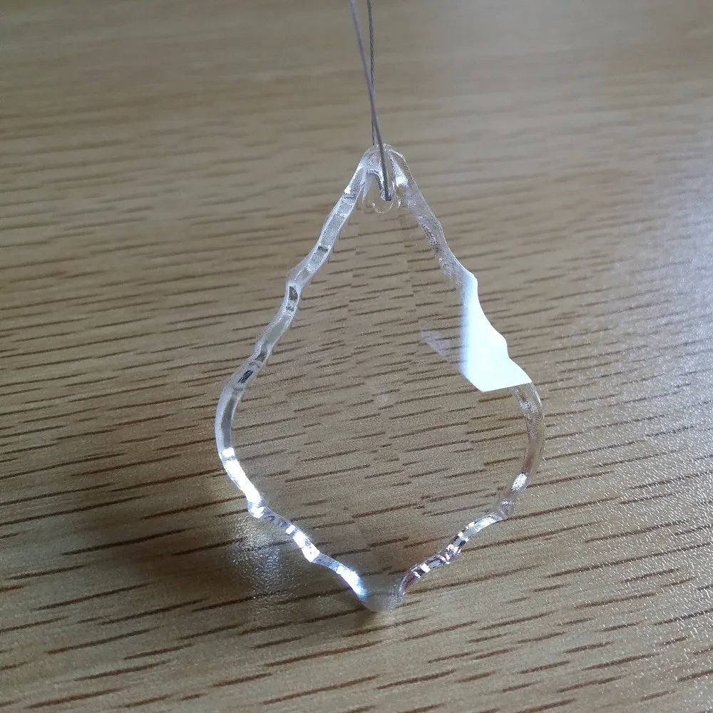 

10pcs 50mm Clear Maple Leaf Crystal Prism Chandelier Accessories Part Glass Lamp Pendant Crystal Suncatcher Prism for Home Decor