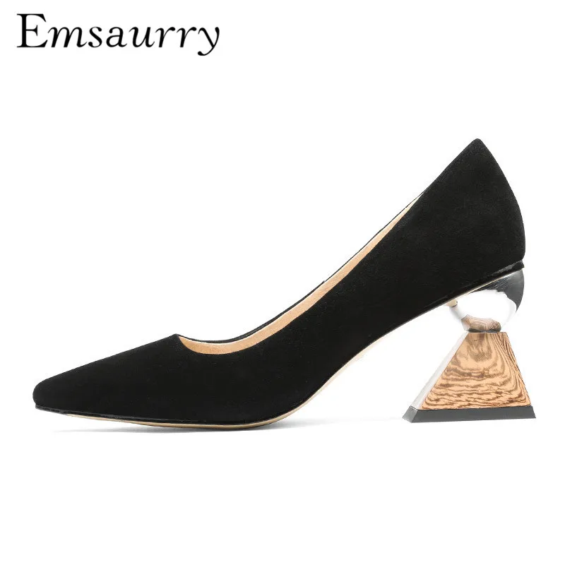

Novelty Building Block Heel Women Pumps New Spring 2019 Pointed Toe Shallow Mouth Strange Heel Black Shoes Woman