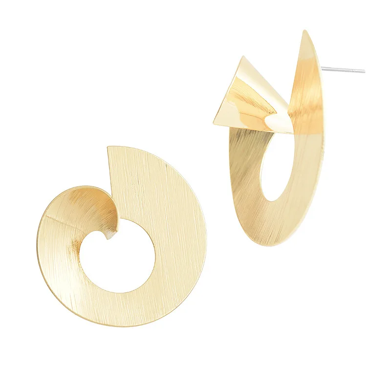 New-Fashion-Metal-Vortex-Stud-Earring-for-Women-Shiny-Round-Geometric-Gold-Silver-Color-Small-Earring (1)