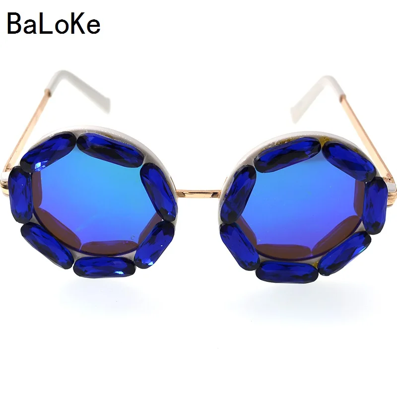 

Fashion Classic Retro Round Sunglasses women Brand Designer Luxury Crystal Ladies Summer Sun Beach Rhinestones sunglasses