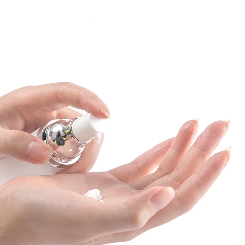 1pcs Skin care bottle 15ML/20ML/30ML/50ML Korean version vacuum bottle White dull polish Cosmetic bottles wholesale BQ262