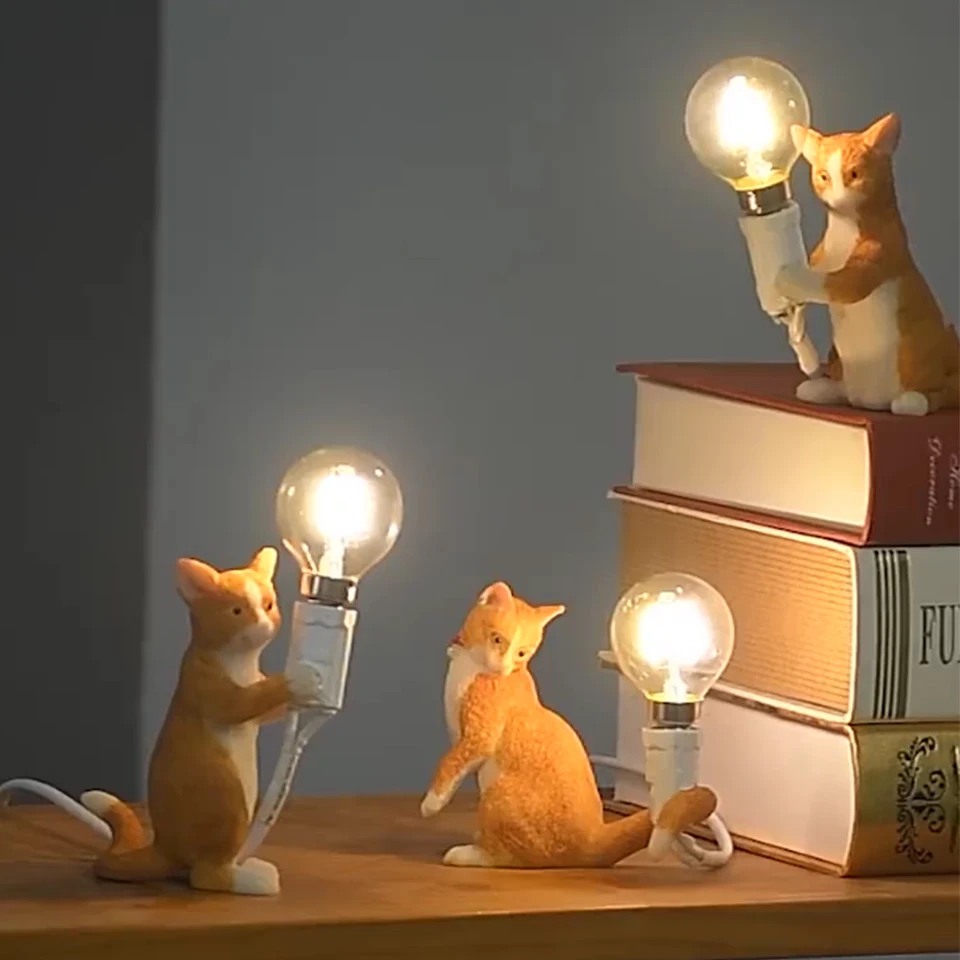

Postmodern Resin Animal Cat Table Lamp Cute Simple Minimalist LED Lights Home Decor Desk Lights Bedside Lamp