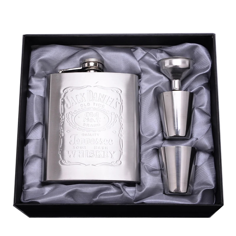 Hot sale portable stainless steel hip metal flask sets gift travel