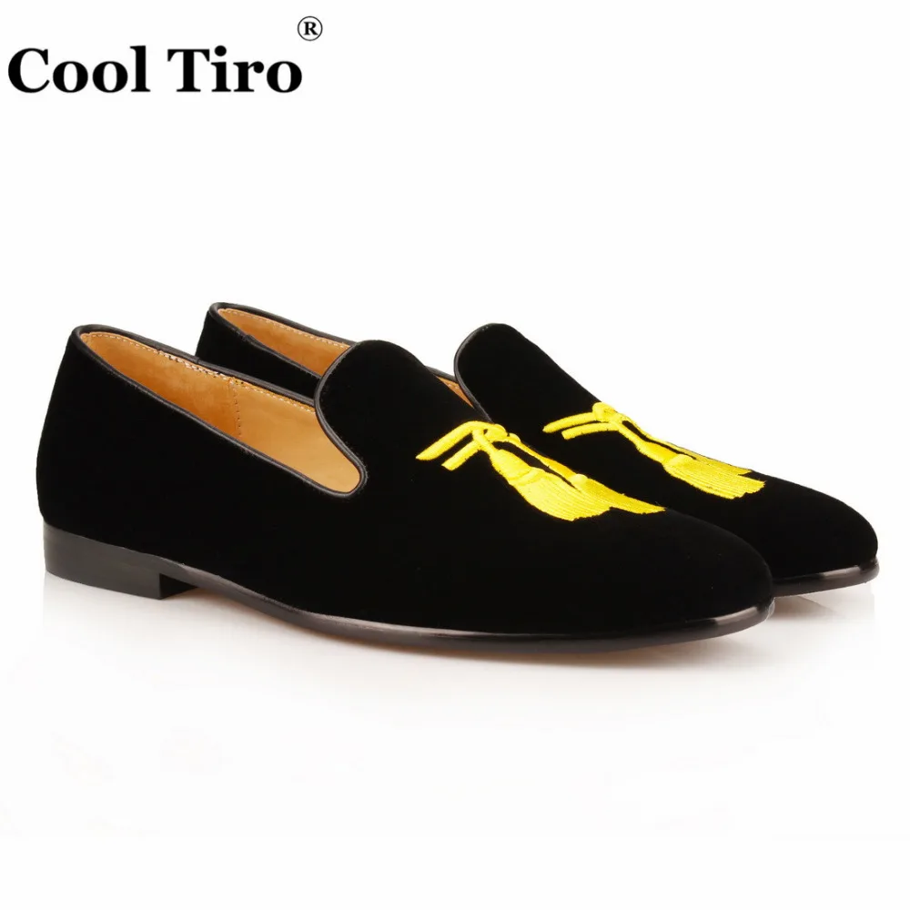 Men velvet slippers Loafers Embroidered (3)