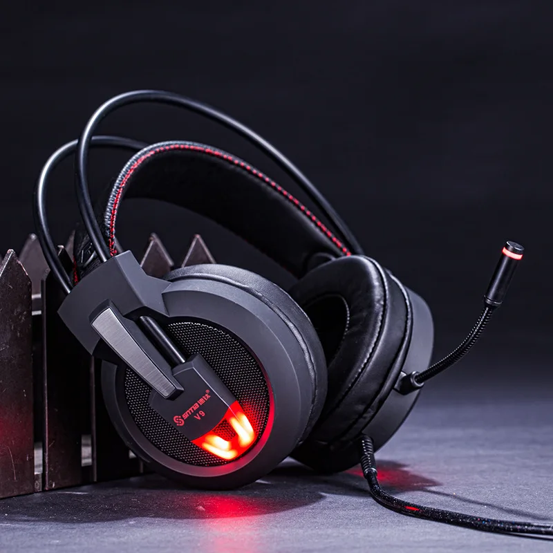 

Notebook Headphones Game E-sports 7.1 Headphones Wired Headphones Noise Reduction Electronics with Microphone Volume Control.