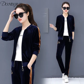 

2019 spring new women's fashion gold velvet suit Korean version of the tide casual velvet sports suit three-piece