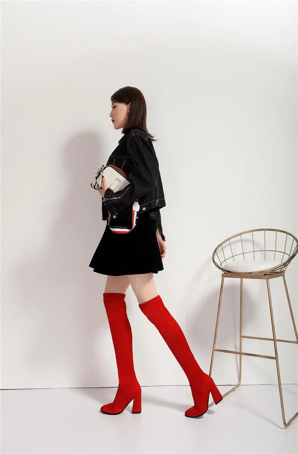 DoraTasia/ женские ботфорты выше колена, модная зимняя обувь с острым носком, элегантные Универсальные женские сапоги, размеры 34-43