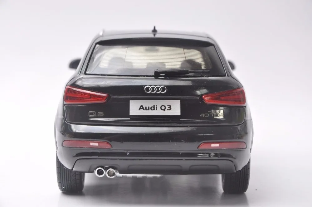 1:18 литья под давлением модель для Audi Q3 2013 черный Внедорожник сплав игрушечный автомобиль миниатюрная коллекция подарки