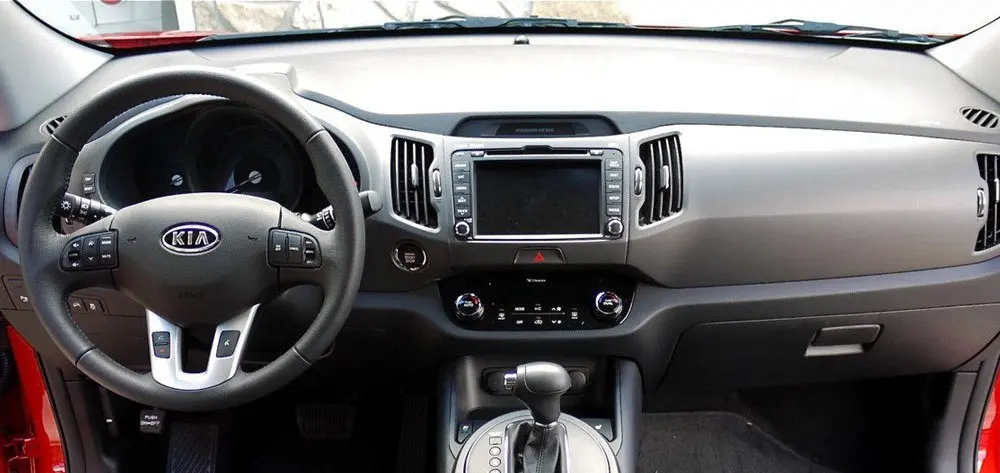 Kia-Sportage-R-2015-interior-2-s