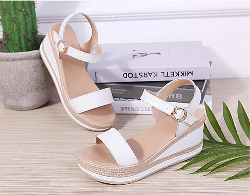 New-exhibition-women-sandals-platform-suede-leather-flat-summer-suede-leather-Low-Wedges-cake-Sandalias-ladies-gladiator-sandals (14)