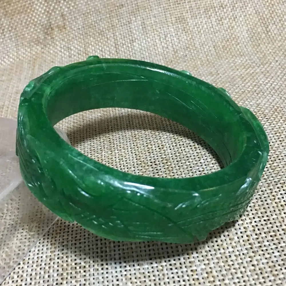 

59mm Natural Lavender Green stoneite hand-carved flower design stone Bracelet G59